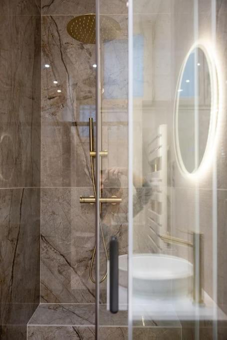 New Luxury And Cozy Apartment - Notre Dame Parijs Buitenkant foto
